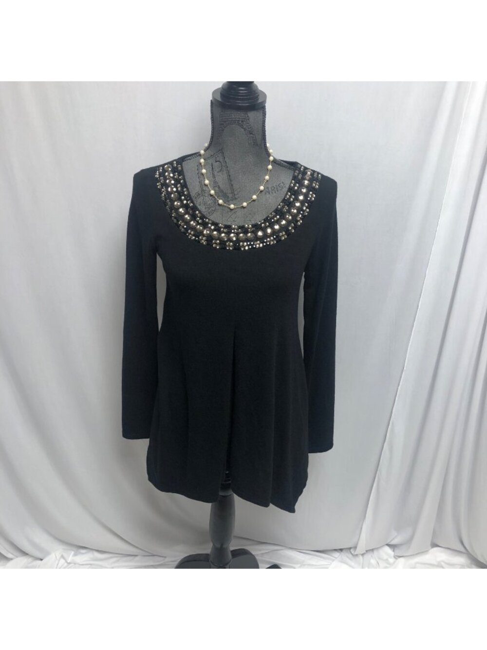 Casting Top Womens Size Small Bedazzled Black Knit Concave Hem Tunic Party NEW